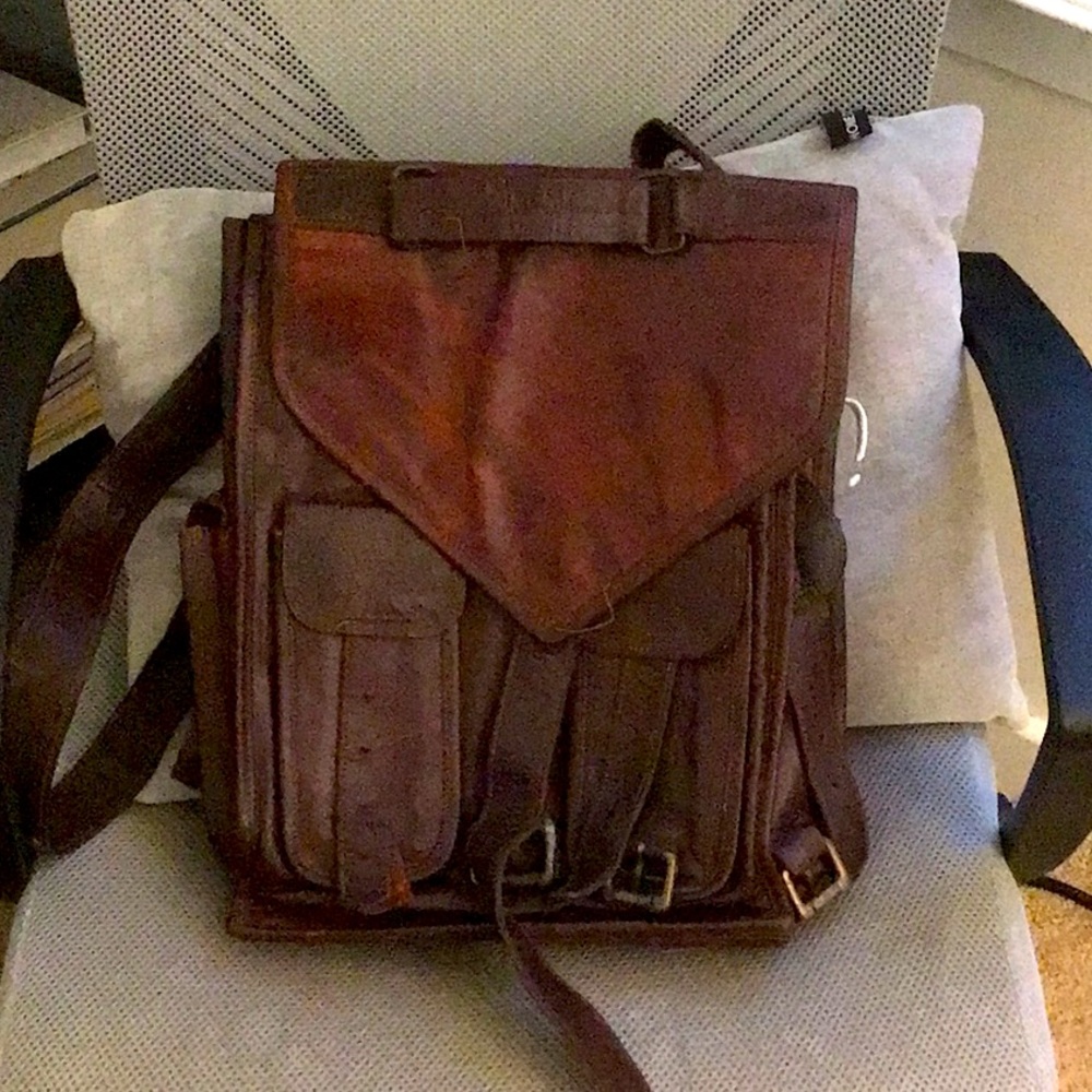 A good leather backpack, shoulder strap bag